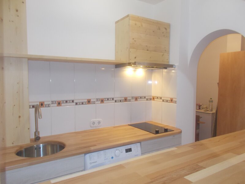 Piata Muncii, metrou, garsoniera inchiriere,