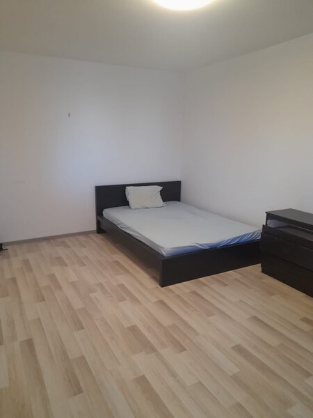 Piata Muncii, metrou, garsoniera inchiriere,