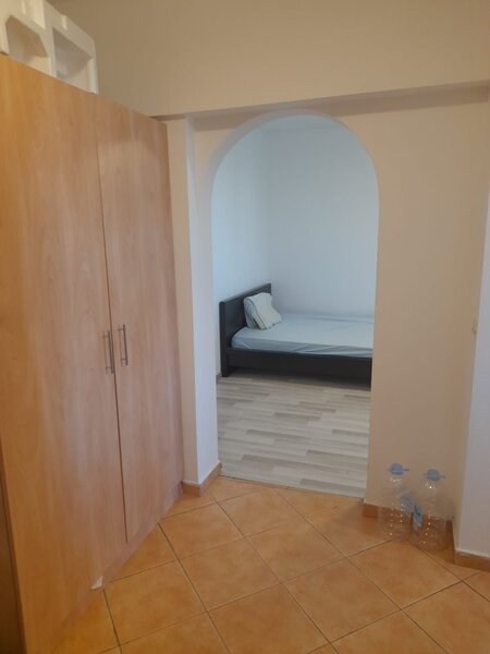 Piata Muncii, metrou, garsoniera inchiriere,