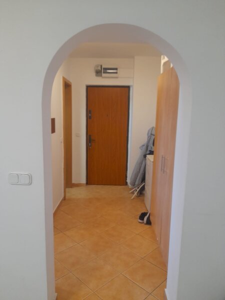 Piata Muncii, metrou, garsoniera inchiriere,